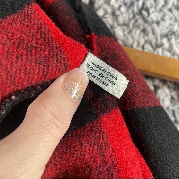 BUFFALO Plaid Infinity Scarf Wool Feel Raw Edge Red and Black - Picture 6 of 6